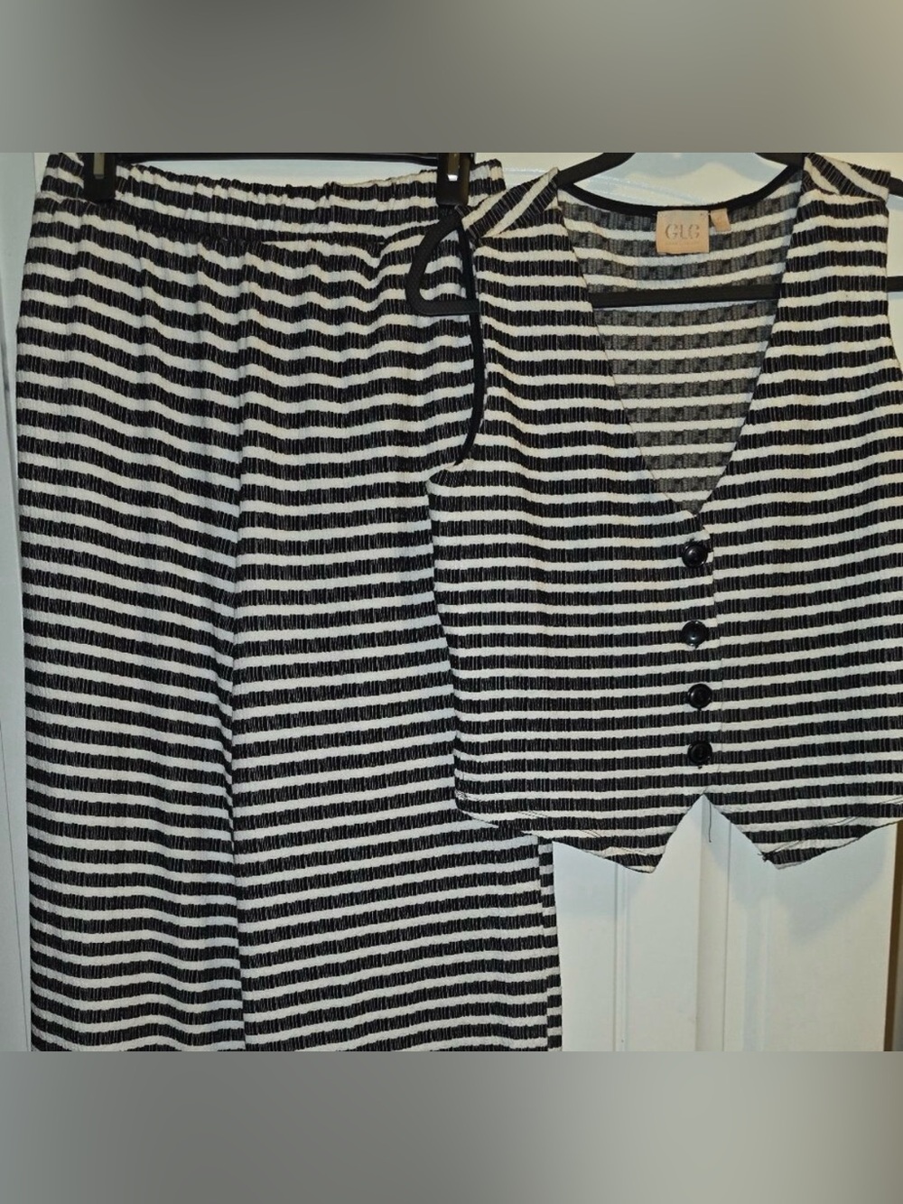 2 Piece striped set